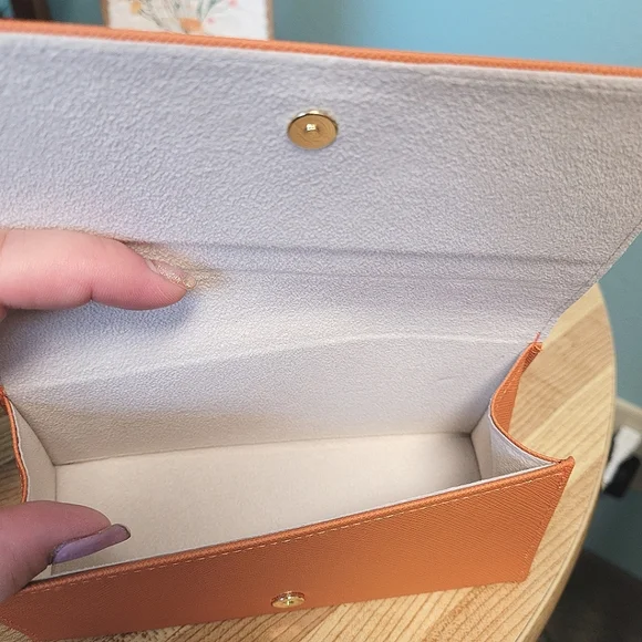 ?Tory Burch NWOT Periwinkle Blue Monogram Sunglasses? ?Tory Burch NWOT Periwinkle Blue Monogram Sunglasses? main image 4